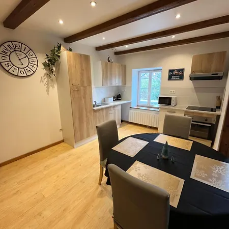 Joli Appartement Situe A Saales Exterior foto